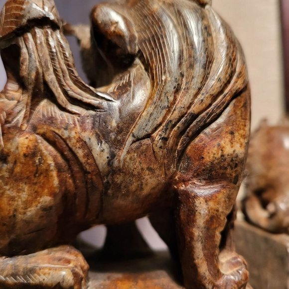 Beautiful & rare Marble carved Foo Dog Bookends Extremely old and very detailed - Picture 5 of 9